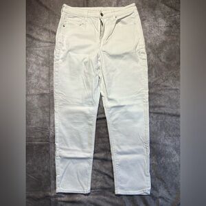 AEO white mom jeans